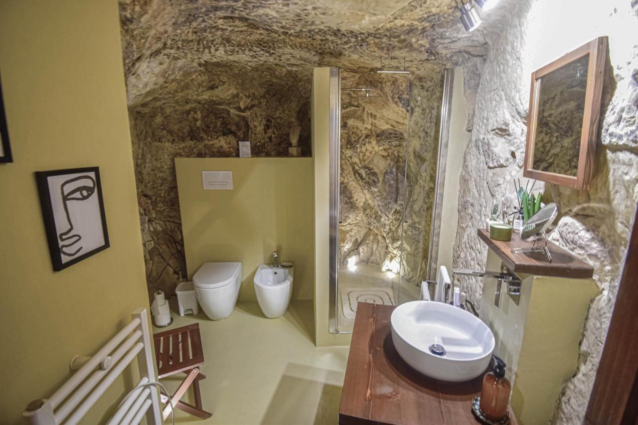 Domum In Petra Casa Nella Roccia Self Check - In Villa Modica Kültér fotó