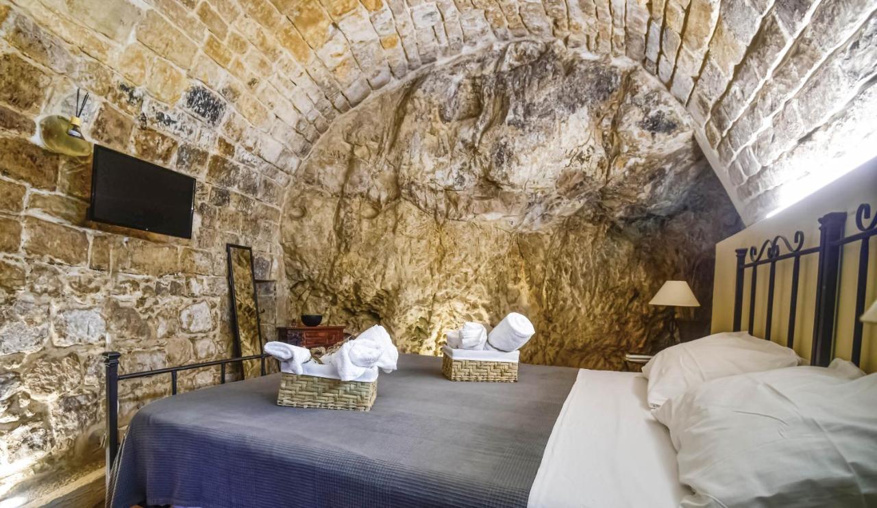 Domum In Petra Casa Nella Roccia Self Check - In Villa Modica Kültér fotó