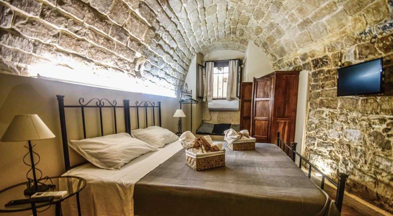 Domum In Petra Casa Nella Roccia Self Check - In Villa Modica Kültér fotó
