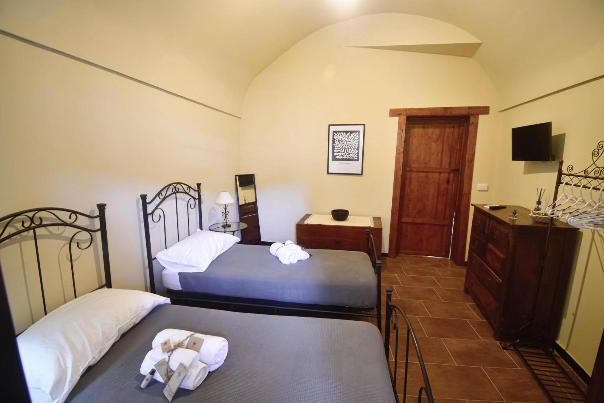 Domum In Petra Casa Nella Roccia Self Check - In Villa Modica Kültér fotó