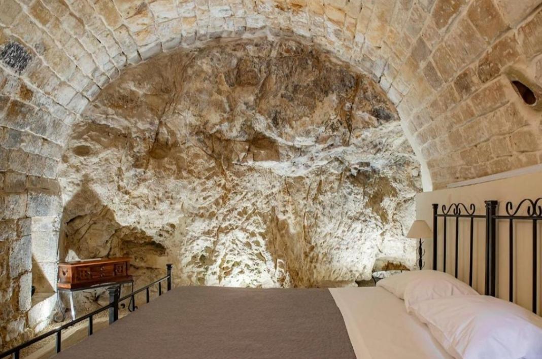 Domum In Petra Casa Nella Roccia Self Check - In Villa Modica Kültér fotó